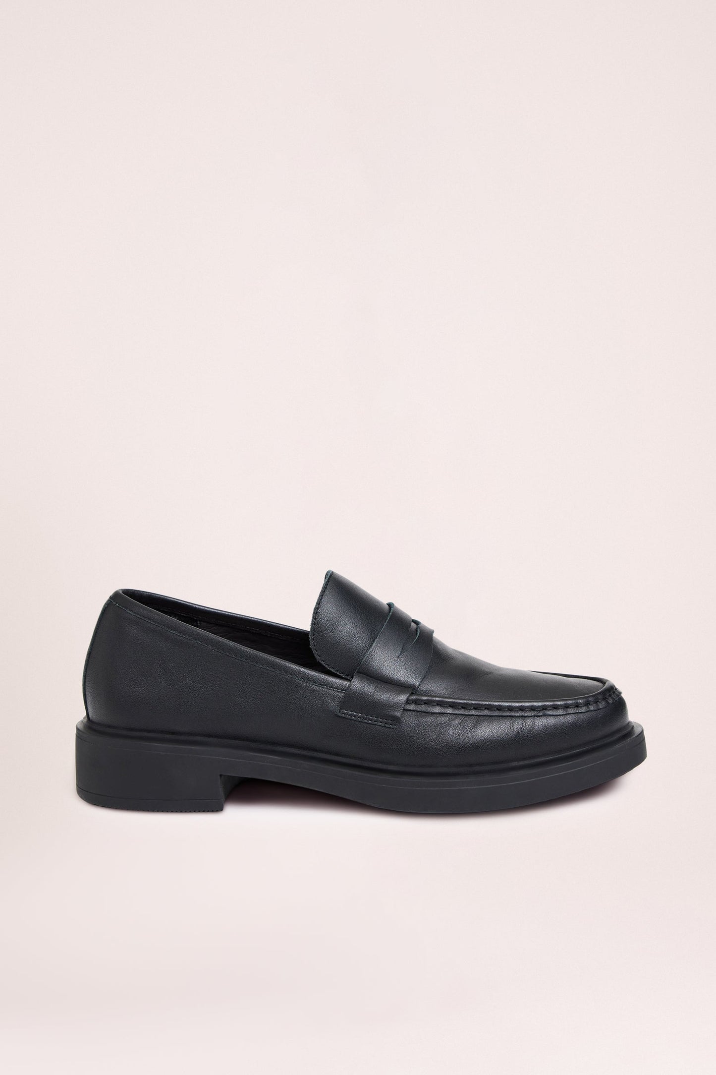 ALLEGRA LEATHER LOAFER