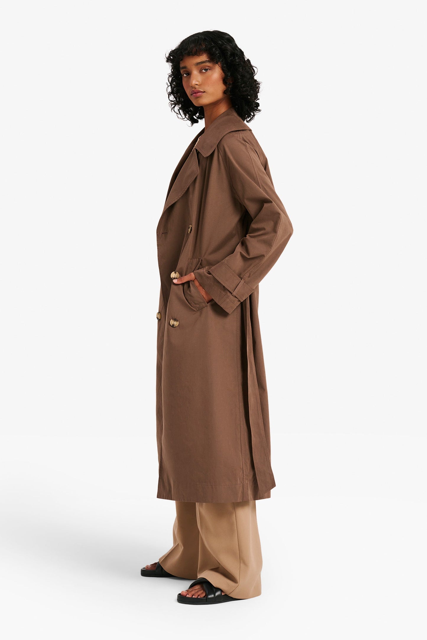 ODYSSEY TRENCHCOAT