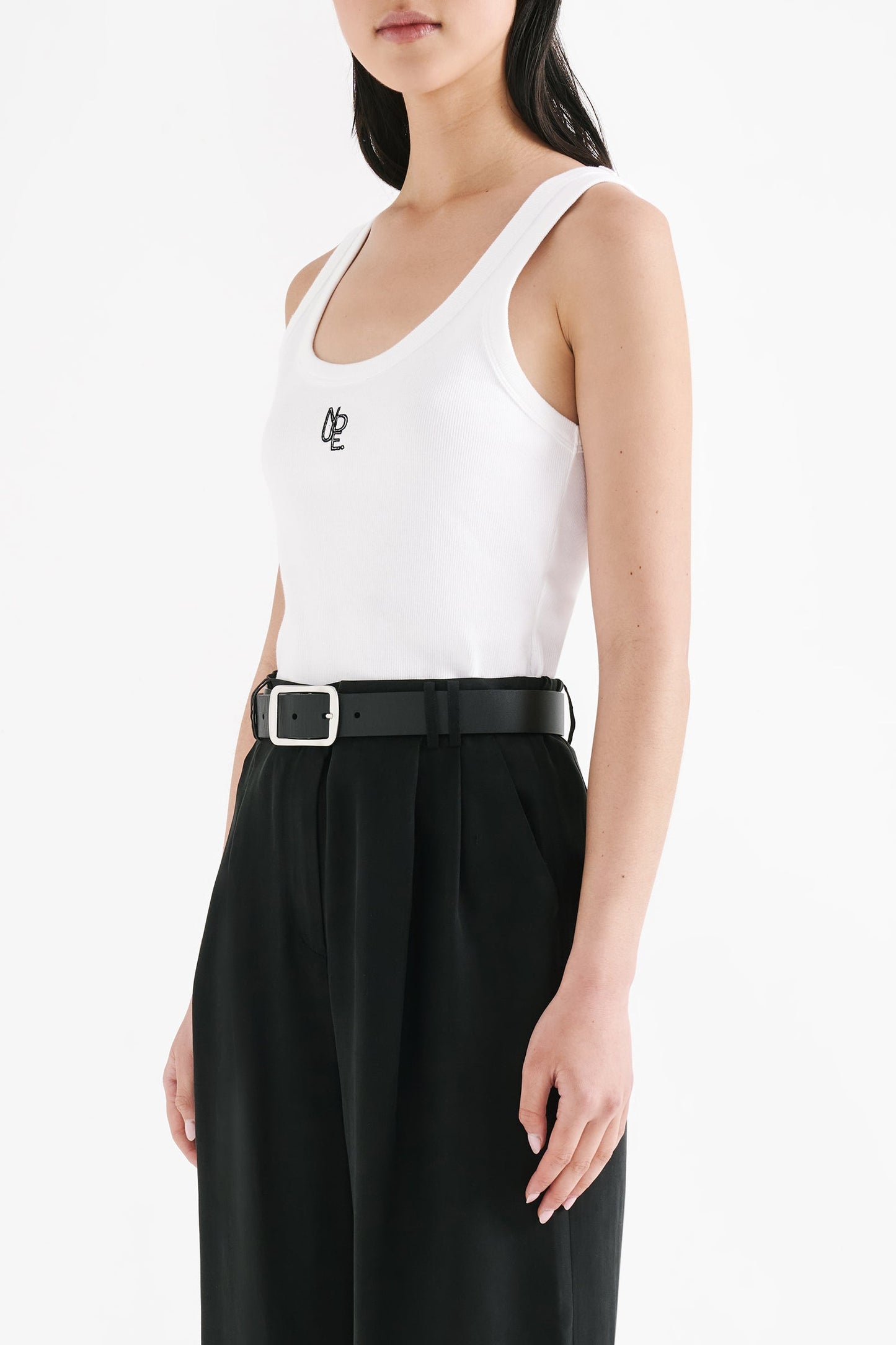 ORGANIC EMBLEM SINGLET