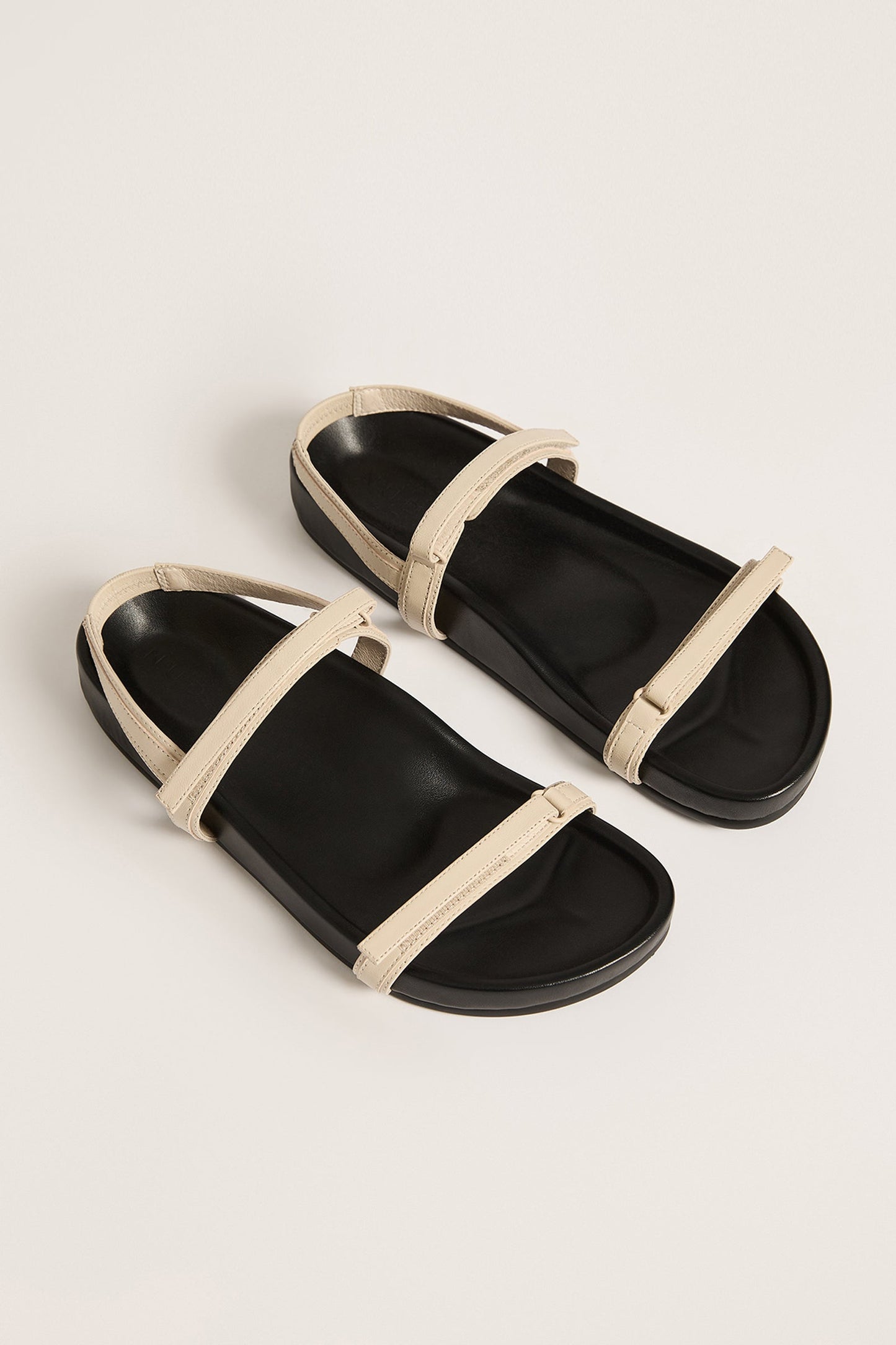 THIN STRAP SANDAL