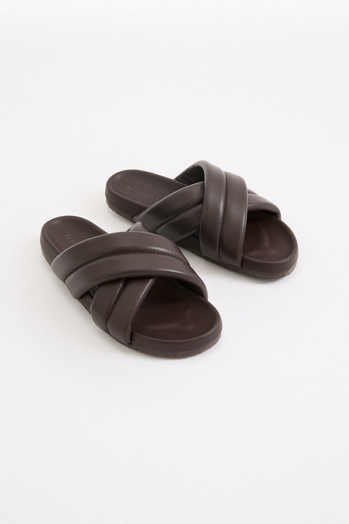 CROSSOVER LEATHER SLIDE