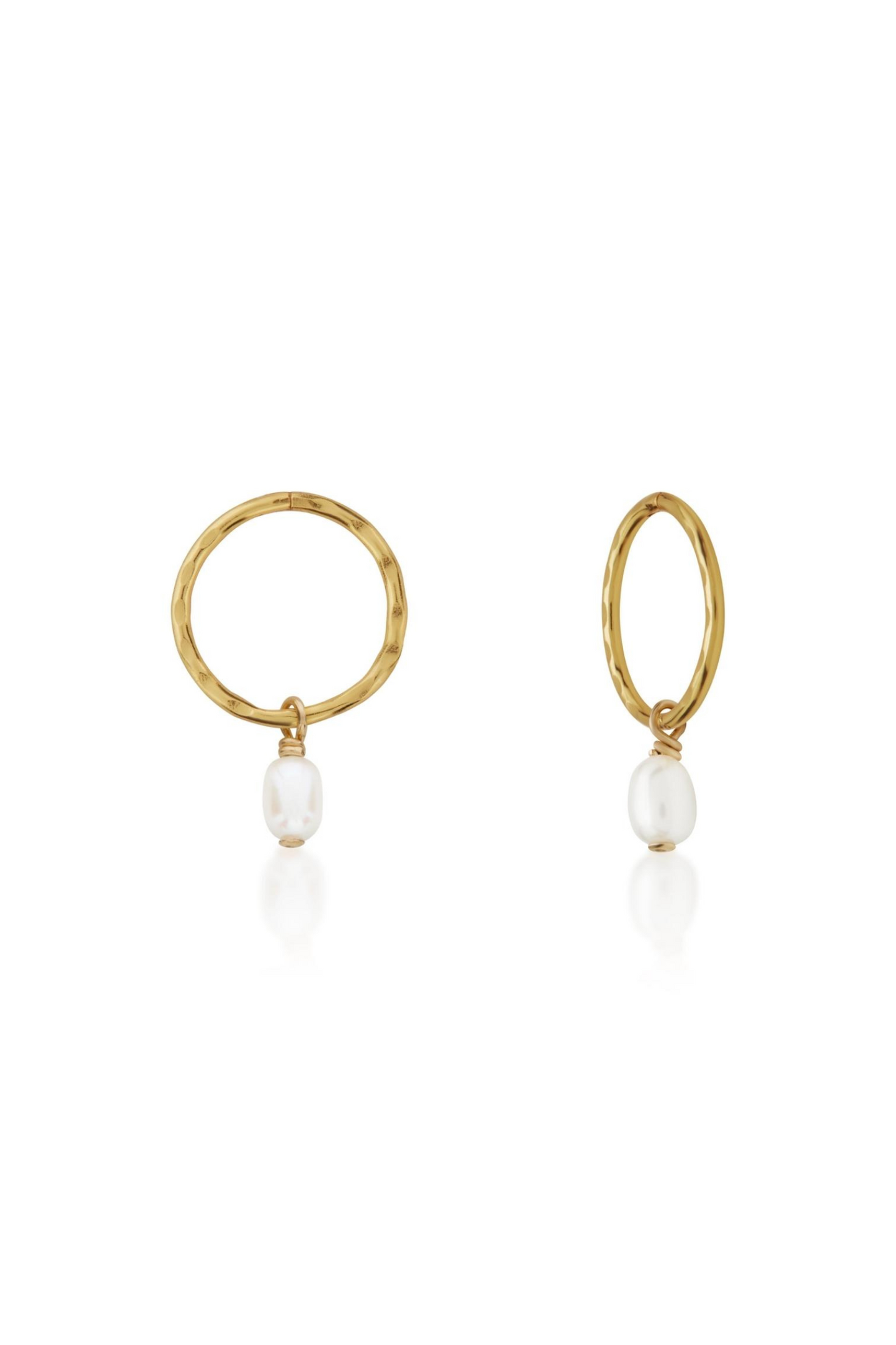 SAINT VALENTINE MINI PEARL HOOPS